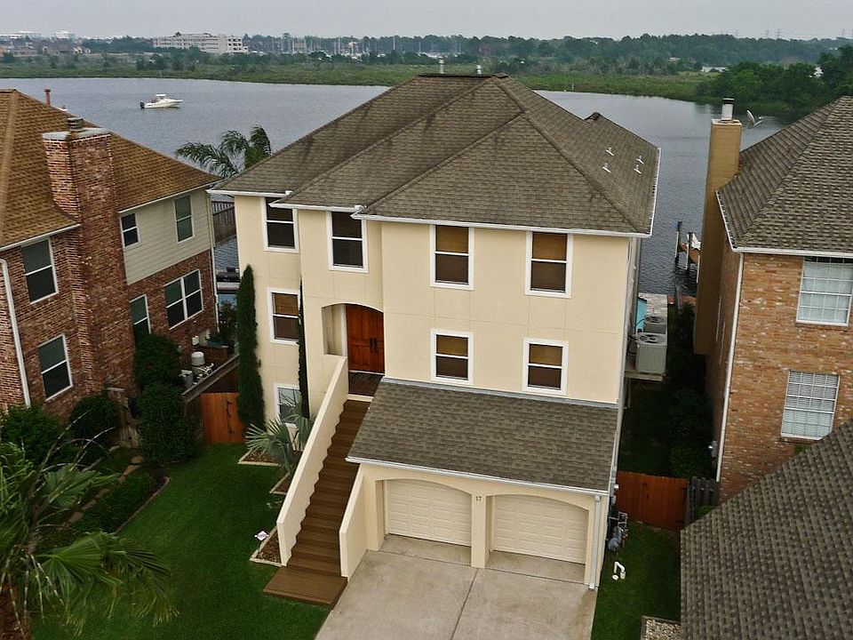 1st image of 17 Leeward Ln