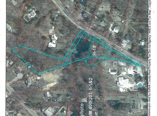 105 Pidgeon Hill Rd, Huntington Station, NY 11746