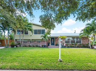 2148 Radnor Rd, North Palm Beach, FL 33408