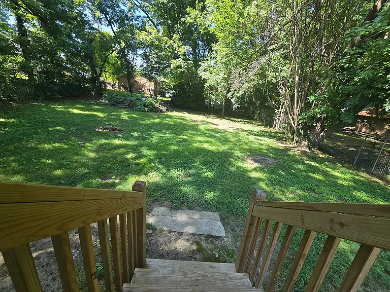 326 Pickett Pl — Photo 14