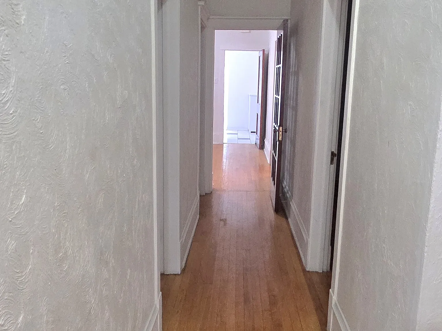 3 bed, 1178 sqft, $2,200 — Photo 4