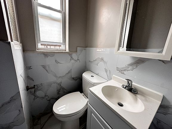 4th image of 58-60 Van Reypen St #206