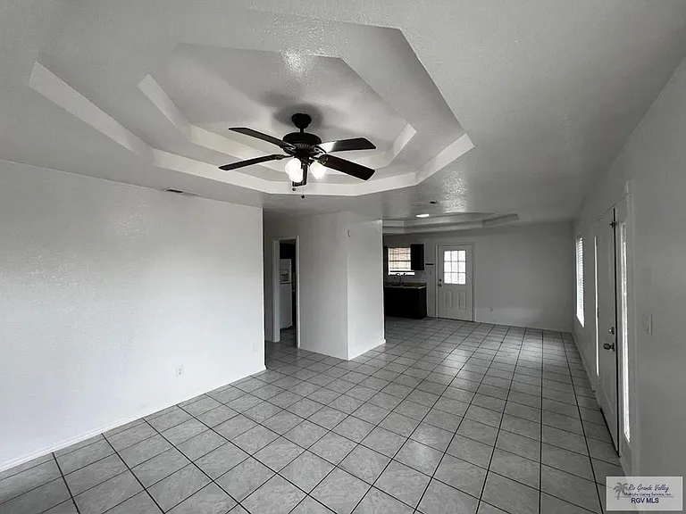 5105 Villa Bonita St — Photo 2