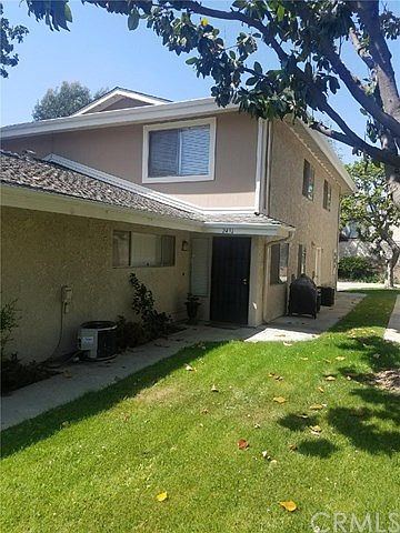 1st image of 2431 College Ln