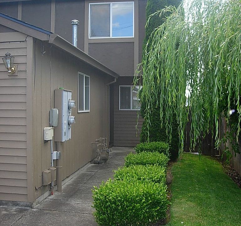 Entry Exterior