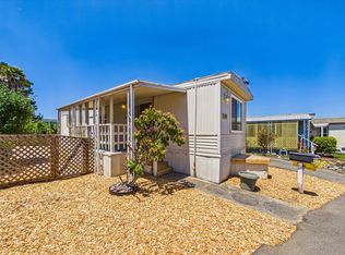 1522 Crown Dr, Fortuna, CA 95540