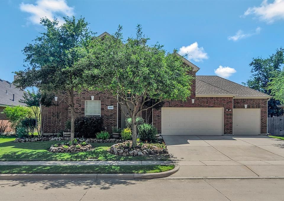 1st image of 11845 Warbler Ln