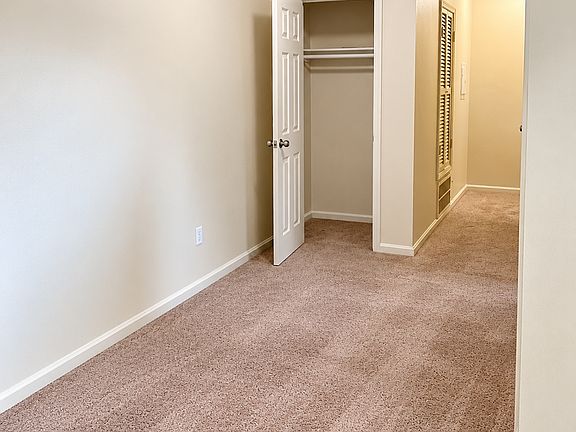 4th image of 1900 16th St SE APT 205