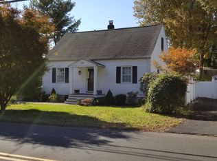 131 Hulls Hwy, Southport, CT 06890