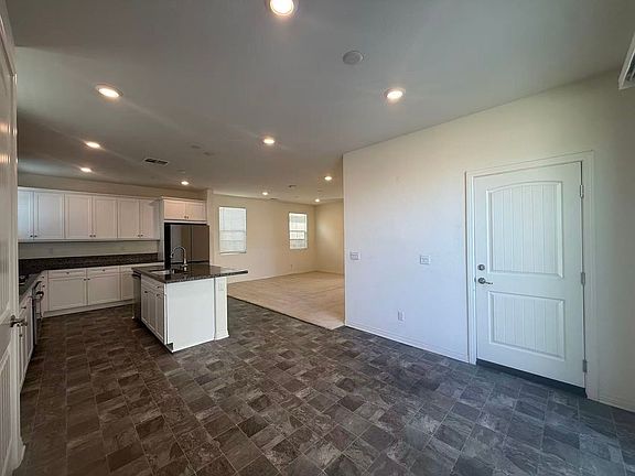 5th image of 16725 Stags Leap Ln