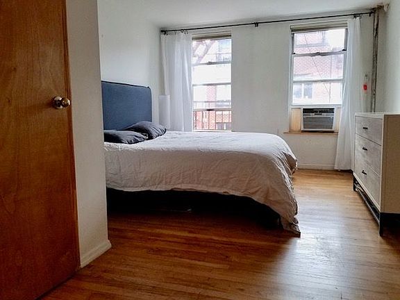 5th image of 168 Elizabeth St APT 8