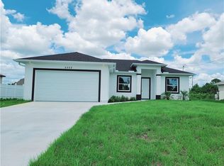 3302 26th St SW, Lehigh Acres, FL 33976