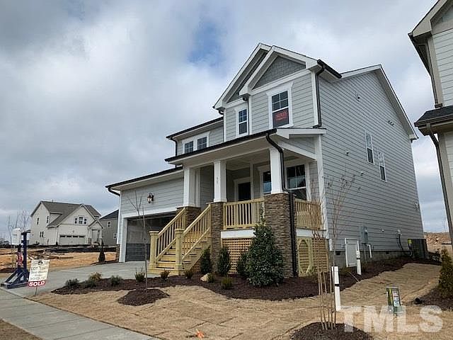 2nd image of 35 Crowfoot Ct
