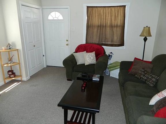 Living Room for 511