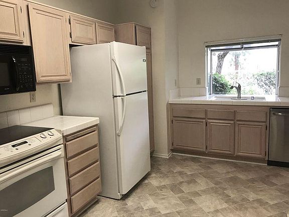 2nd image of 5766 Oak Bank Trl Unit 105