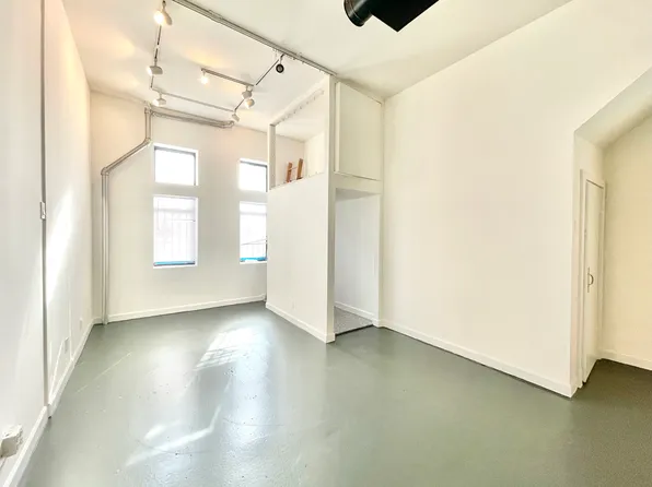 750 N Ada St APT 1, Chicago, IL 60642