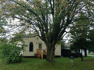 301 Poplar St, Ishpeming, MI 49849
