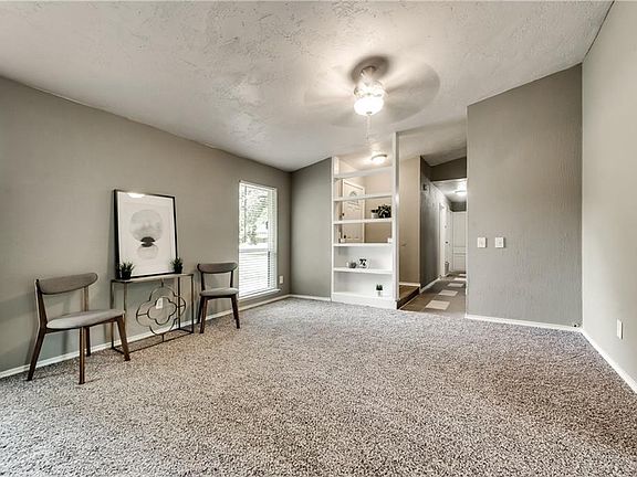 5th image of 2109 Richland Dr