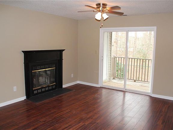 2nd image of 562 Candle Ln APT 201