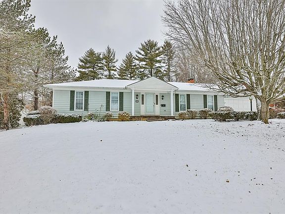 2nd image of 812 Exmoor Dr