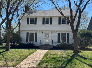 571 E Academy St, Owatonna, MN 55060