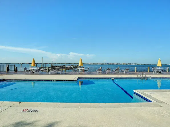 3535 Nasa Road 1 #59, Seabrook, TX 77586