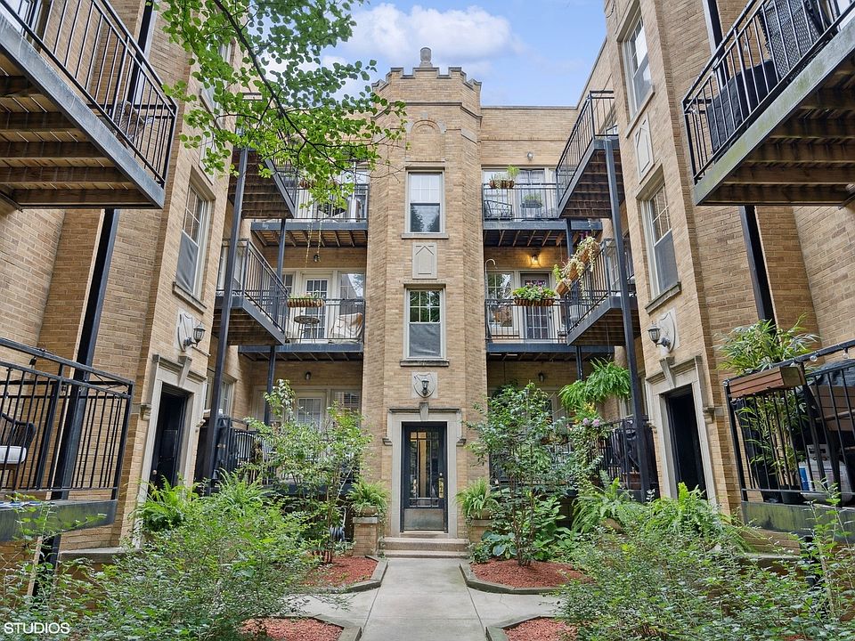 1st image of 2239.5 N Lincoln Ave #3B