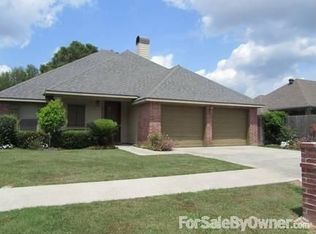 107 Commons Dr, Lafayette, LA 70508