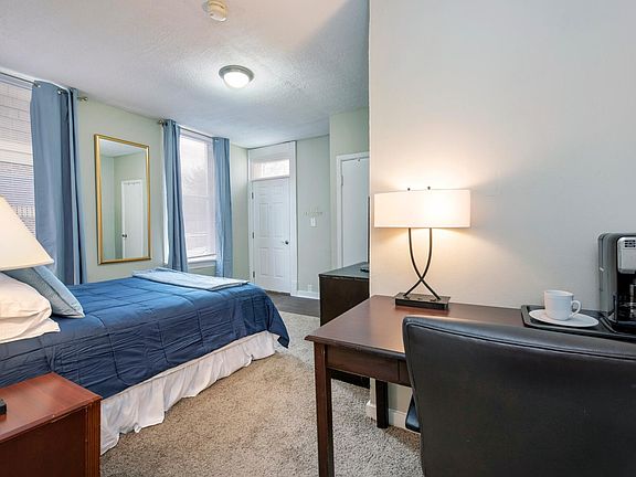 4th image of 144 W 9th Ave #3