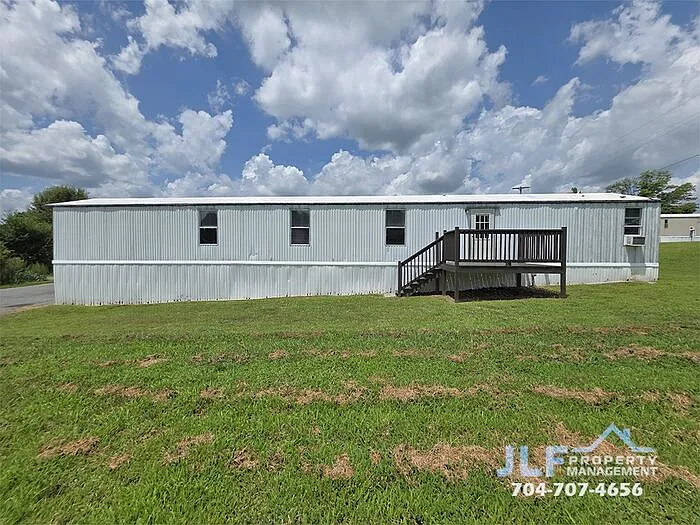 6870 Frankfurt Dr — Photo 16