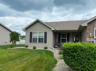 15822 Timberwillow Dr, Huntertown, IN 46748