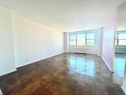 3rd image of 360 W 22nd St APT 11D