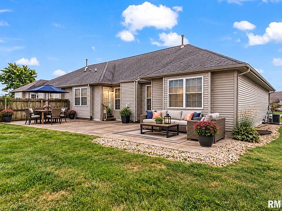 5th image of 2704 Johnathan Pl