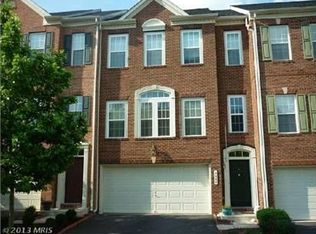 4660 Helen Winter Ter, Alexandria, VA 22312