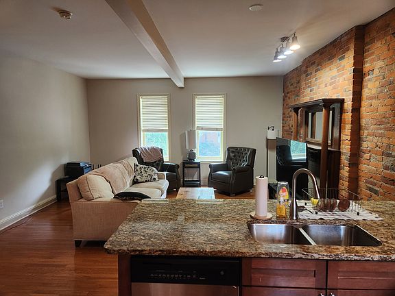 3rd image of 52 Buttles Ave #52