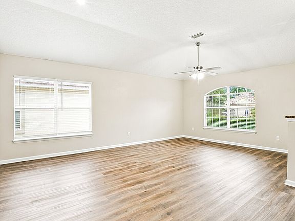 4th image of 1728 Windover Pl
