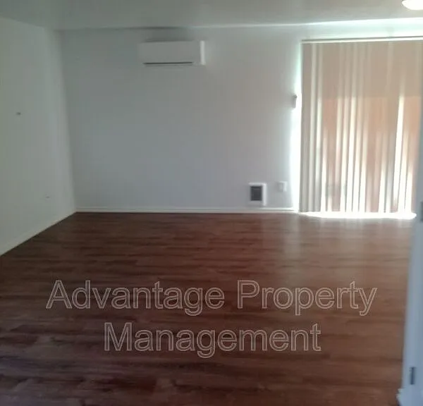 1708 Del Rio Ave SE — Photo 7