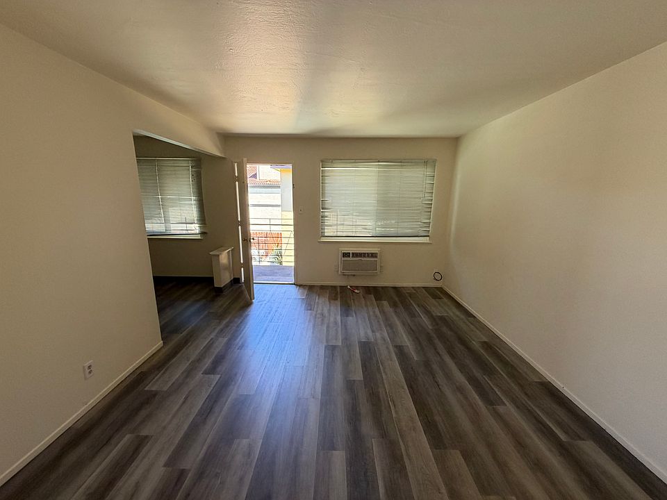 1st image of 407 J St APT I