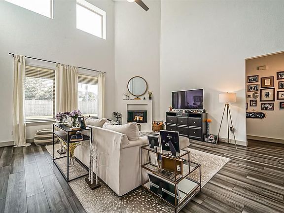 4th image of 1580 Harvest Vine Ct