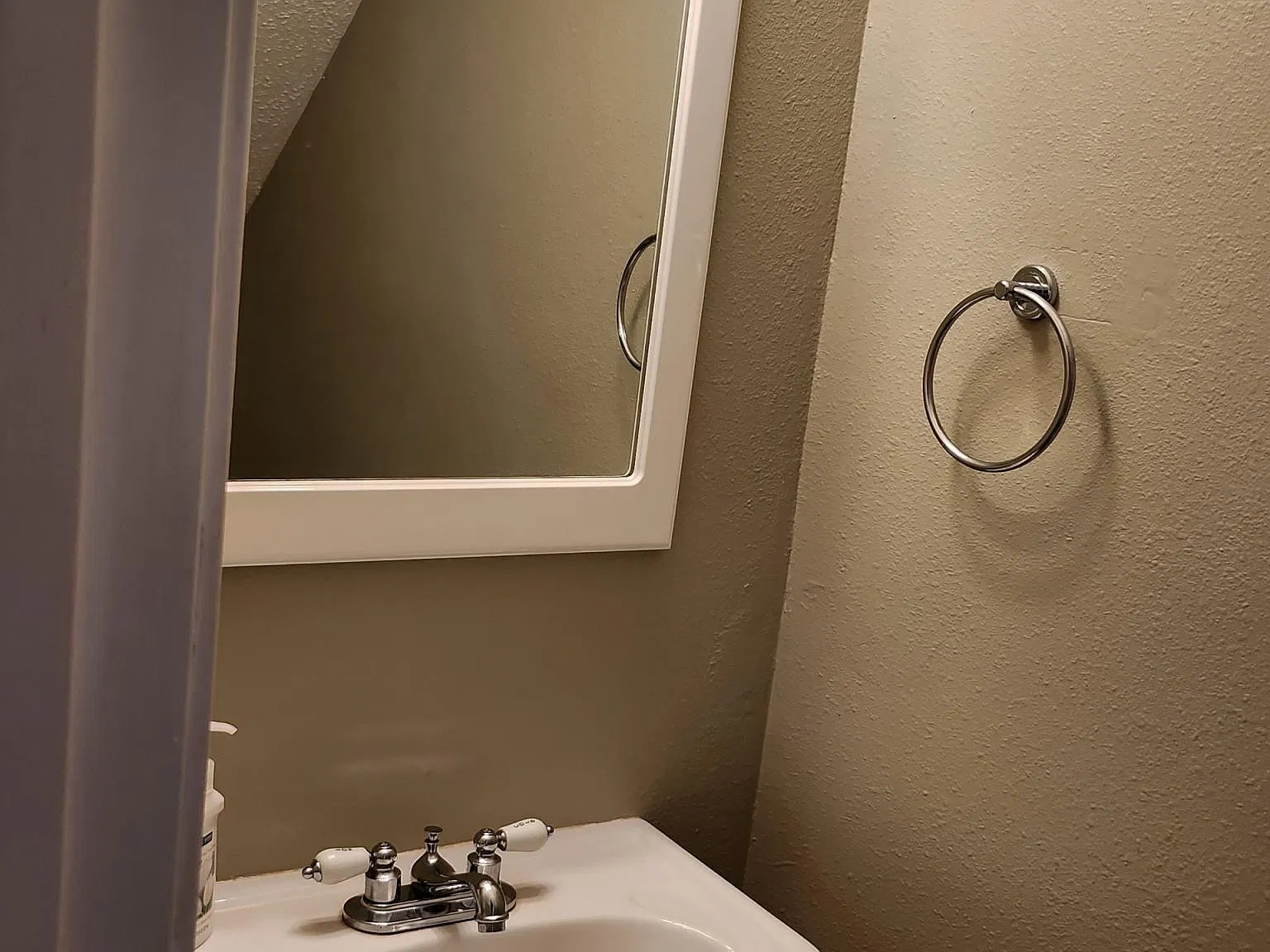 2 bed, 1.5 bath, 1100 sqft, $1,250 — Photo 4