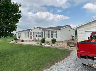 9814 N Dragonfly Ln, Waltonville, IL 62894