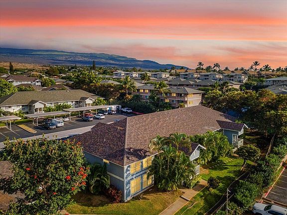 2nd image of 160 Keonekai Rd APT 12-106