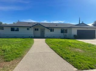 751 S Fairway Ave, Fresno, CA 93727