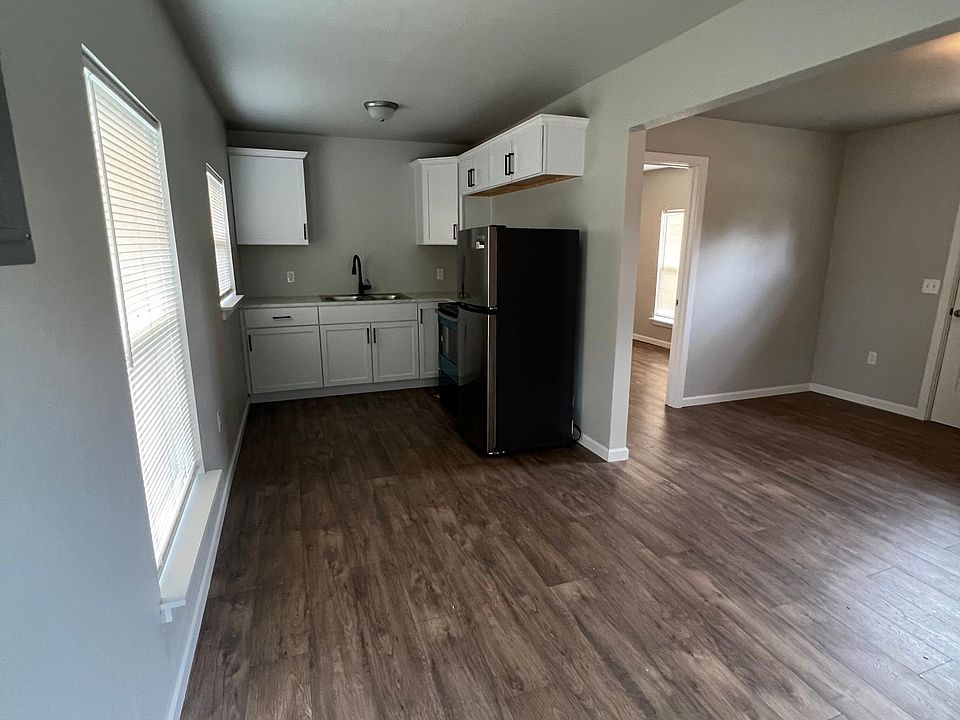 1st image of 118 W Morgan St #2