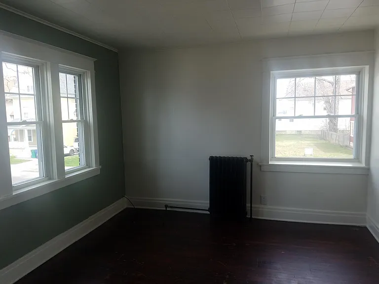 389 Abbott Rd #B — Photo 6