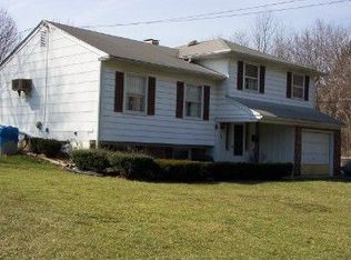 1252 Barness Dr, Warminster, PA 18974