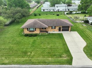 41 Berry Dr, Decatur, IL 62526