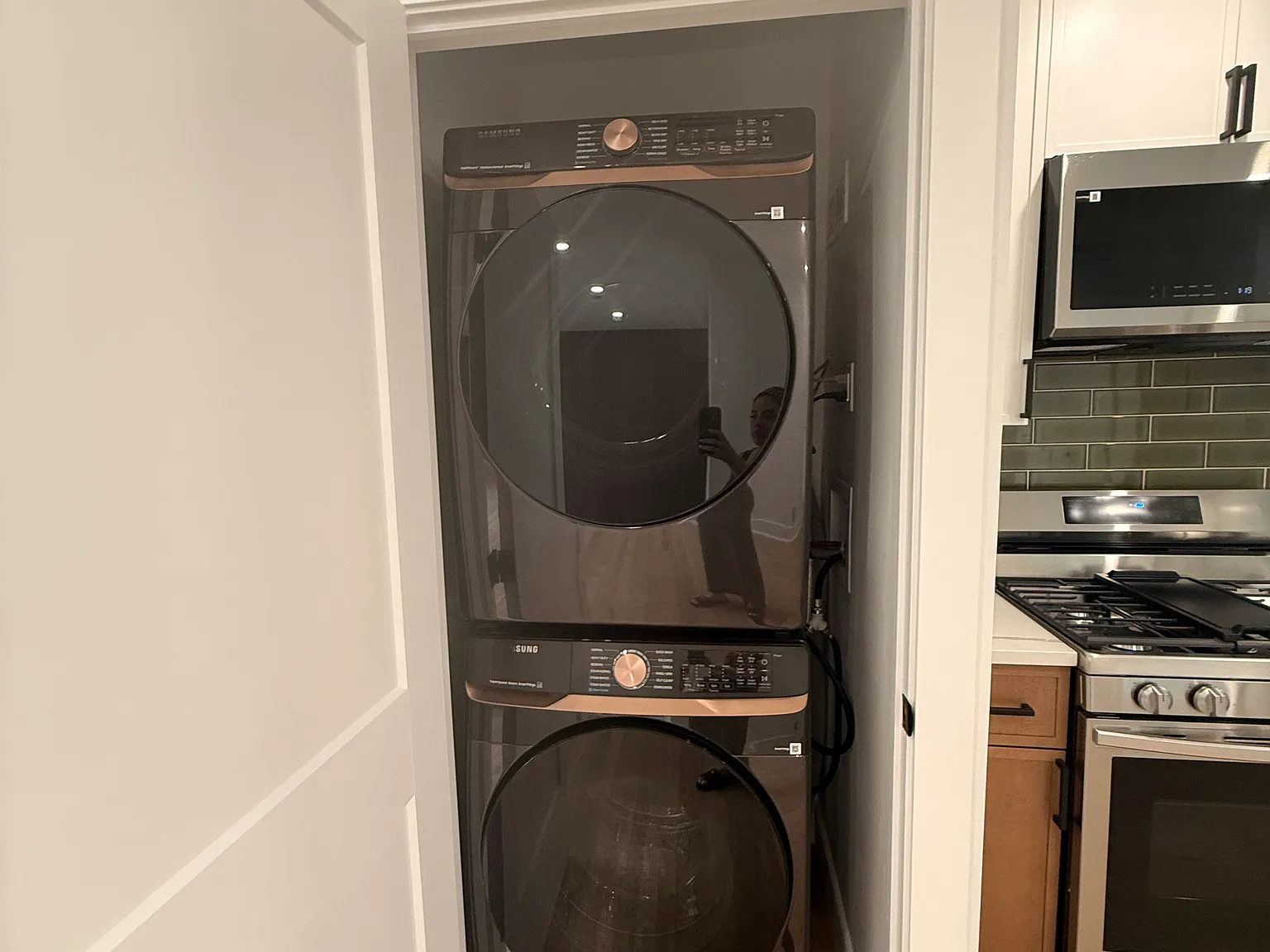 3 bed, $3,195 — Photo 4