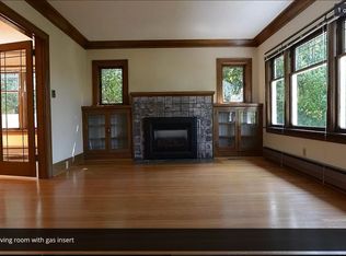 1116 N 83rd St, Seattle, WA 98103