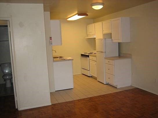 1st image of 515 S 12th St Rear 9